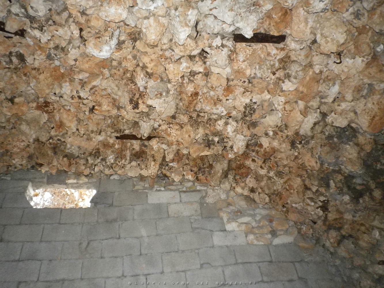 1860 la grotte de misserghin.JPG